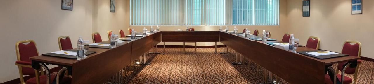 Aparthotel Golden Tulip