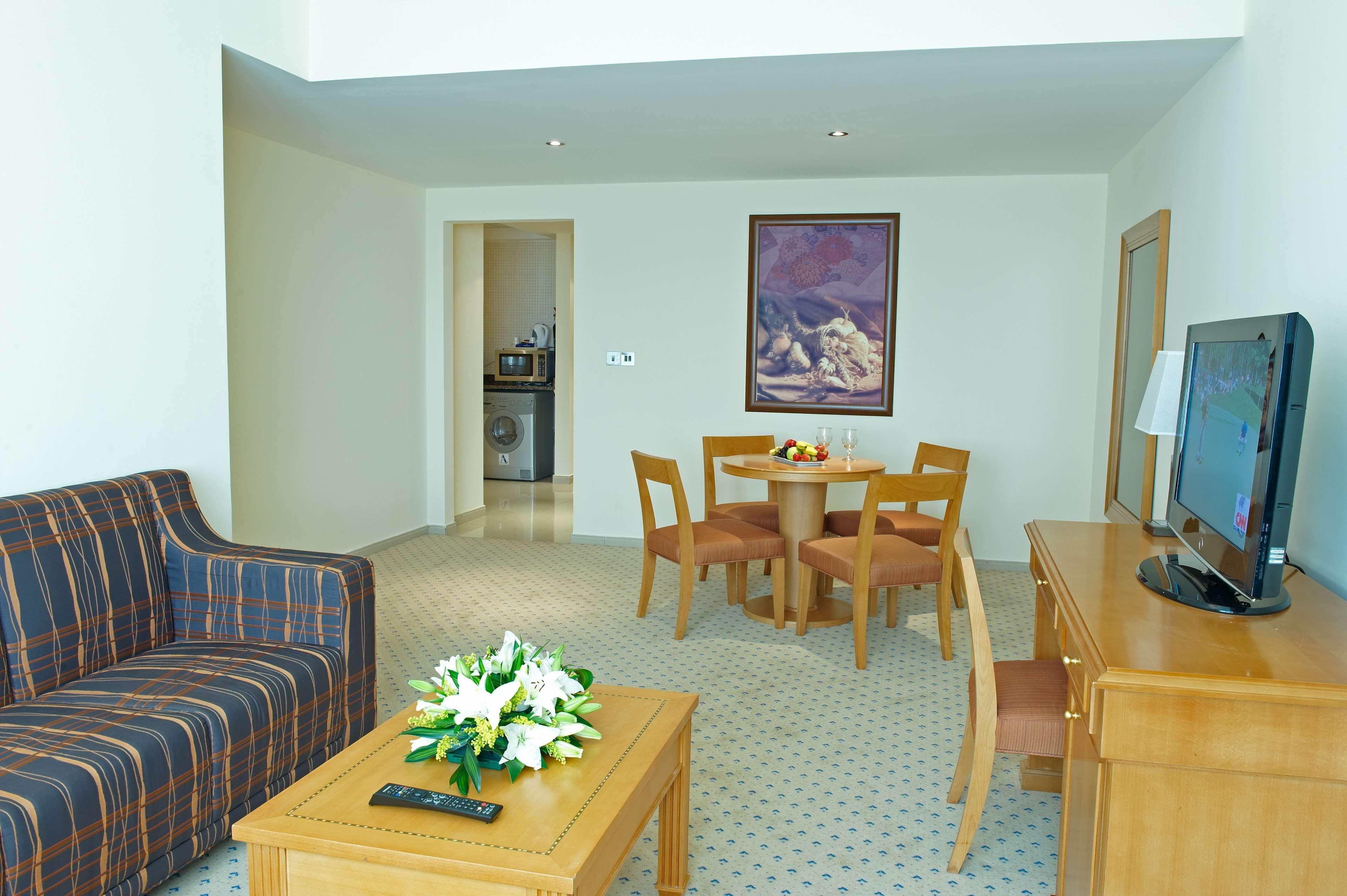 Golden Tulip Aparthotel Sharjah