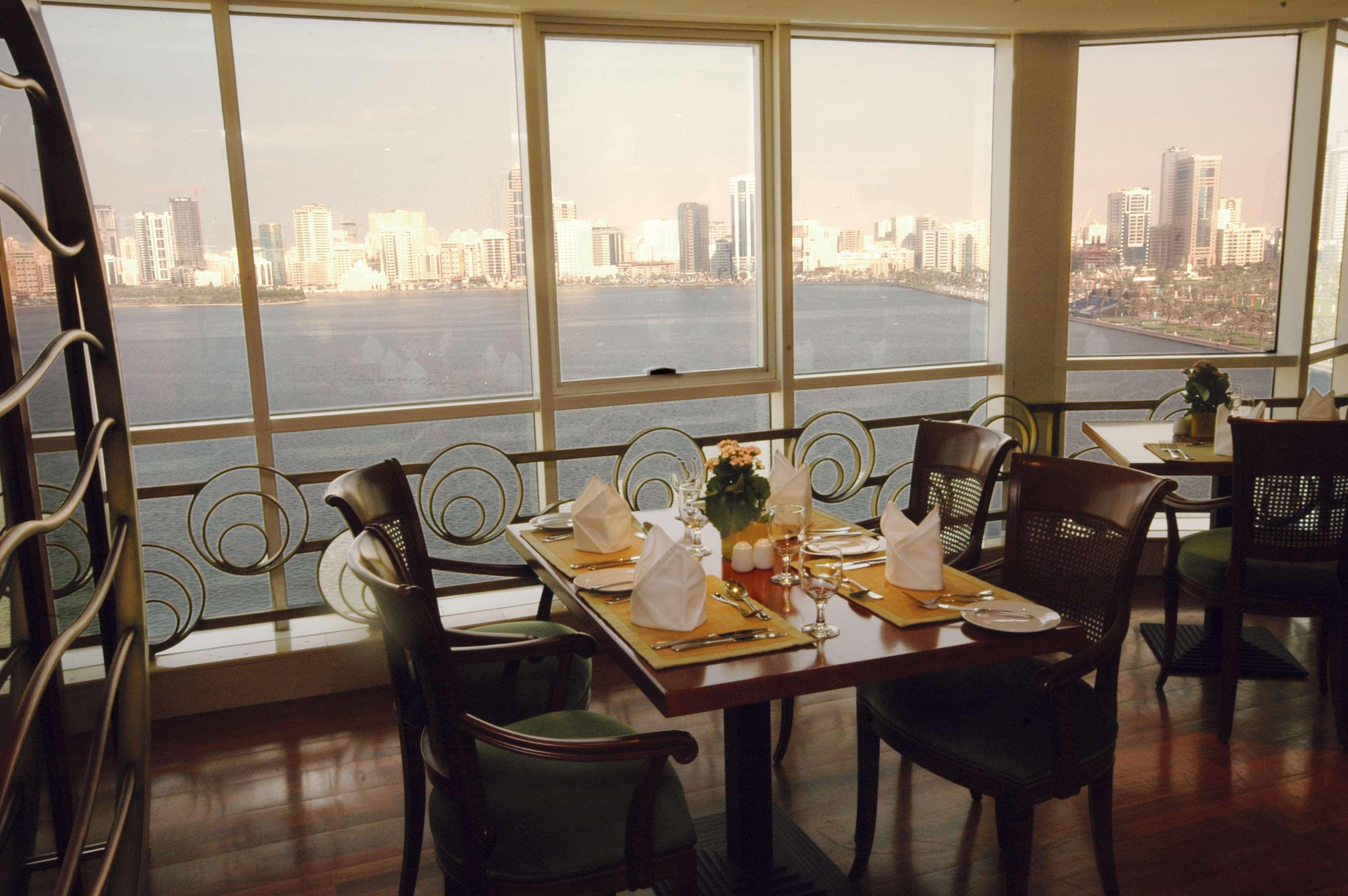 Golden Tulip 4* Charjah