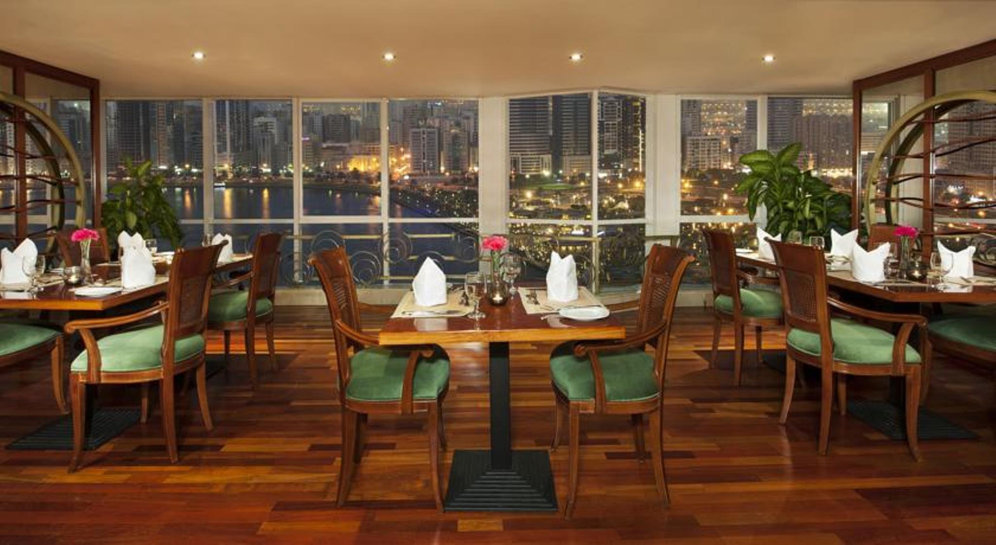 Golden Tulip Aparthotel