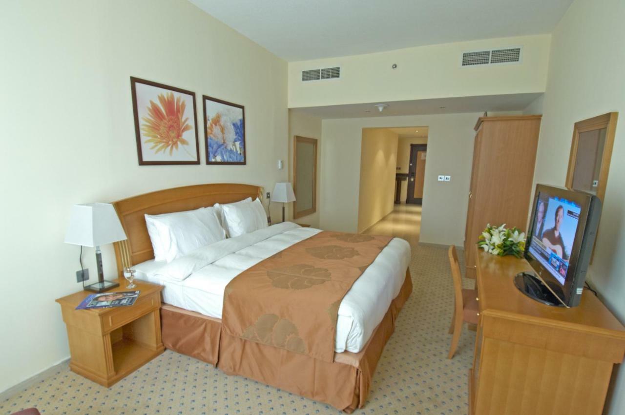 Golden Tulip 4* Schardscha