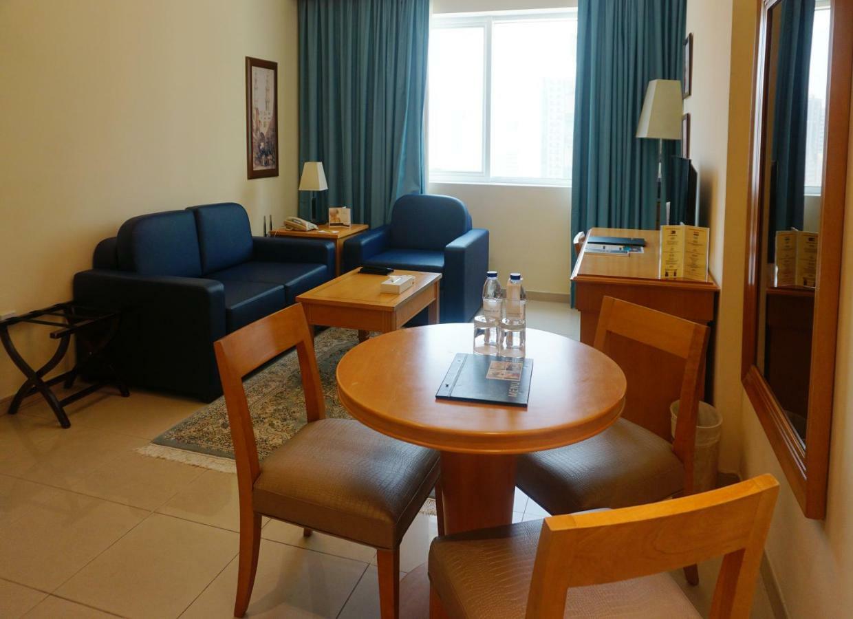 Aparthotel Golden Tulip Schardscha